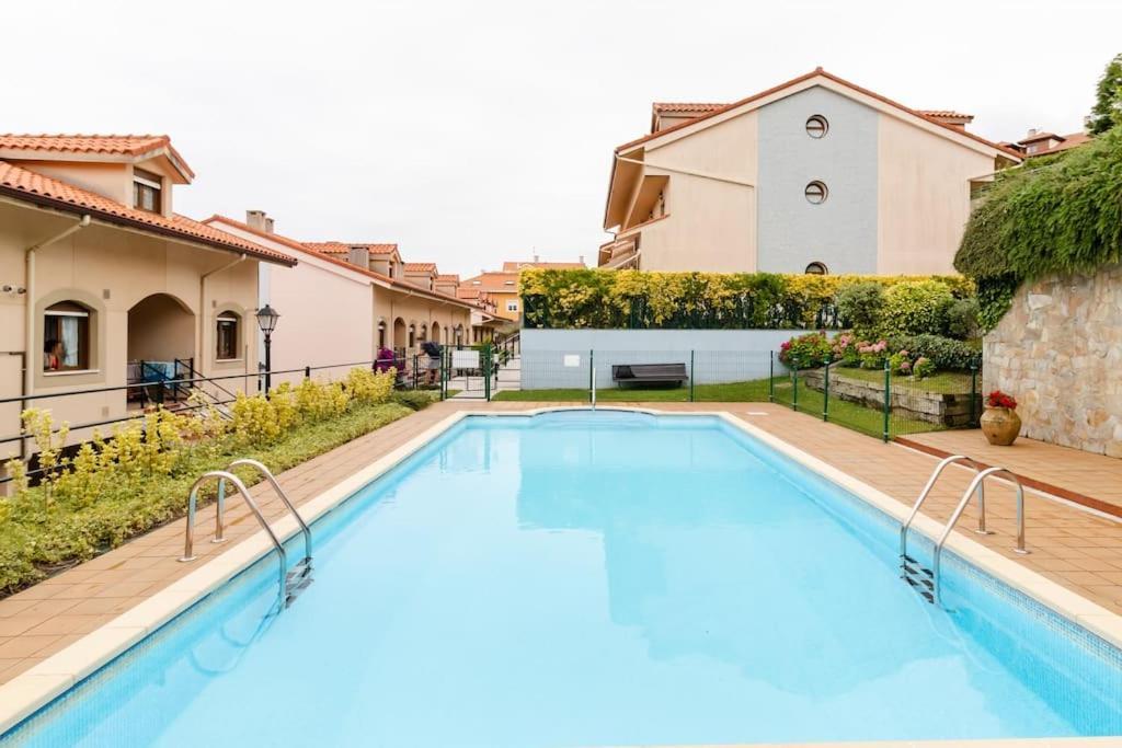 Casa De Las Flores - Apartamento Con Jardin Privado Frente A La Playa De Comillas Exteriér fotografie