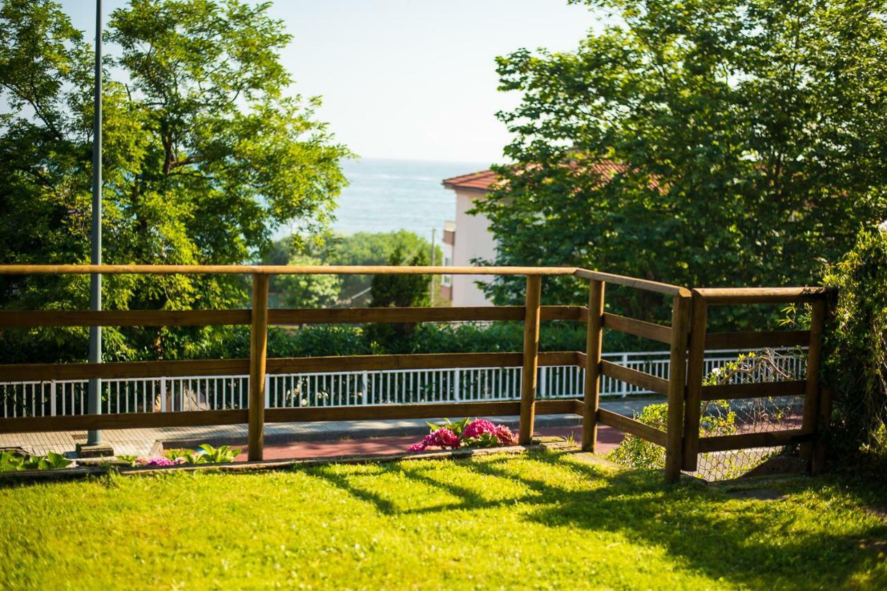 Casa De Las Flores - Apartamento Con Jardin Privado Frente A La Playa De Comillas Exteriér fotografie